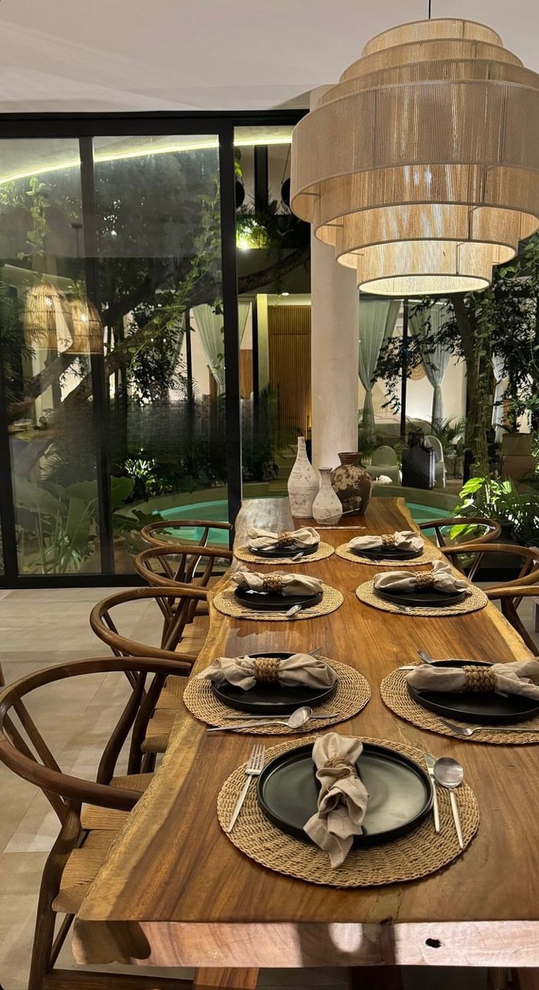 The real thing — Hunab Ku’s table set for a bachelorette group who took the whole house for the weekend.
